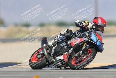 media/Oct-13-2025-Moto Forza (Mon) [[a66d839500]]/3-B Group/Session 3 (Turn 16)/